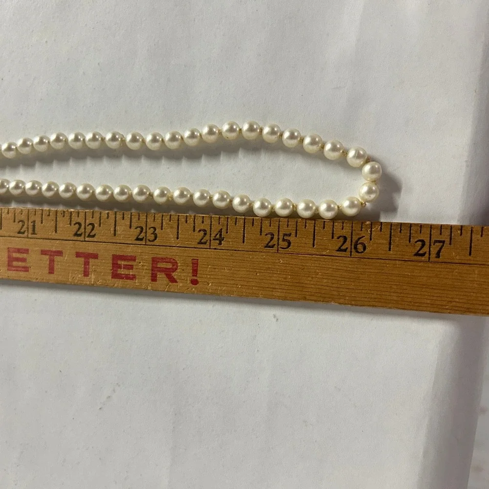 Vintage Faux Pearl Opera Length Necklace 26